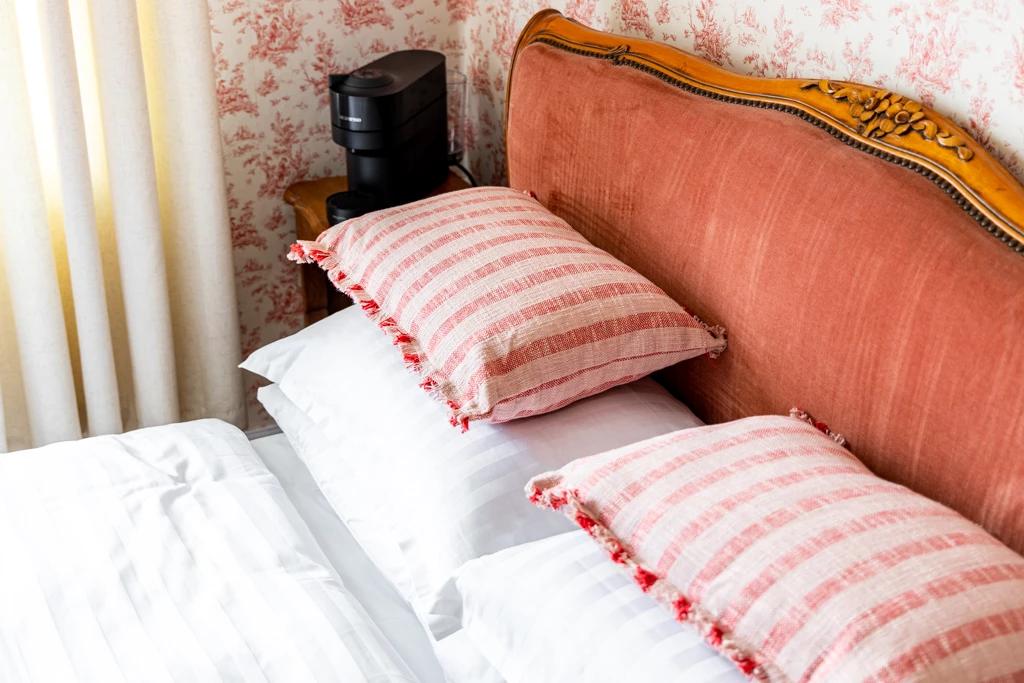 The Whichcote Arms Hotel Слийфорд Екстериор снимка