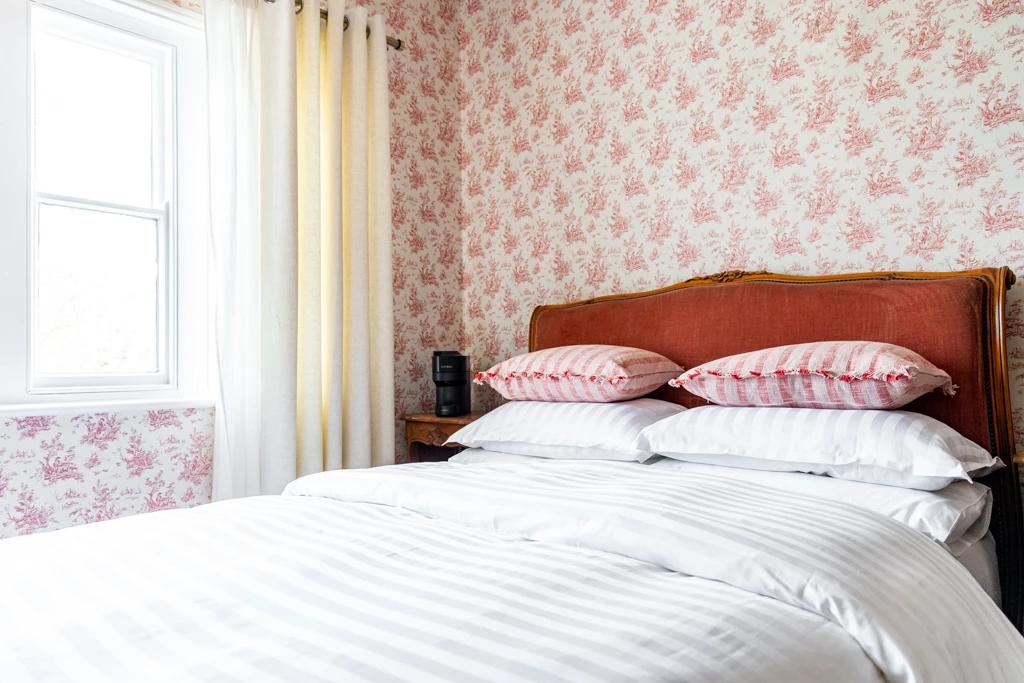 The Whichcote Arms Hotel Слийфорд Екстериор снимка