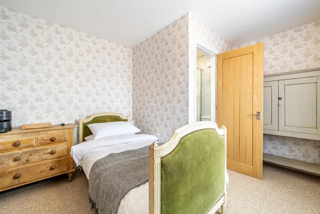 The Whichcote Arms Hotel Слийфорд Екстериор снимка
