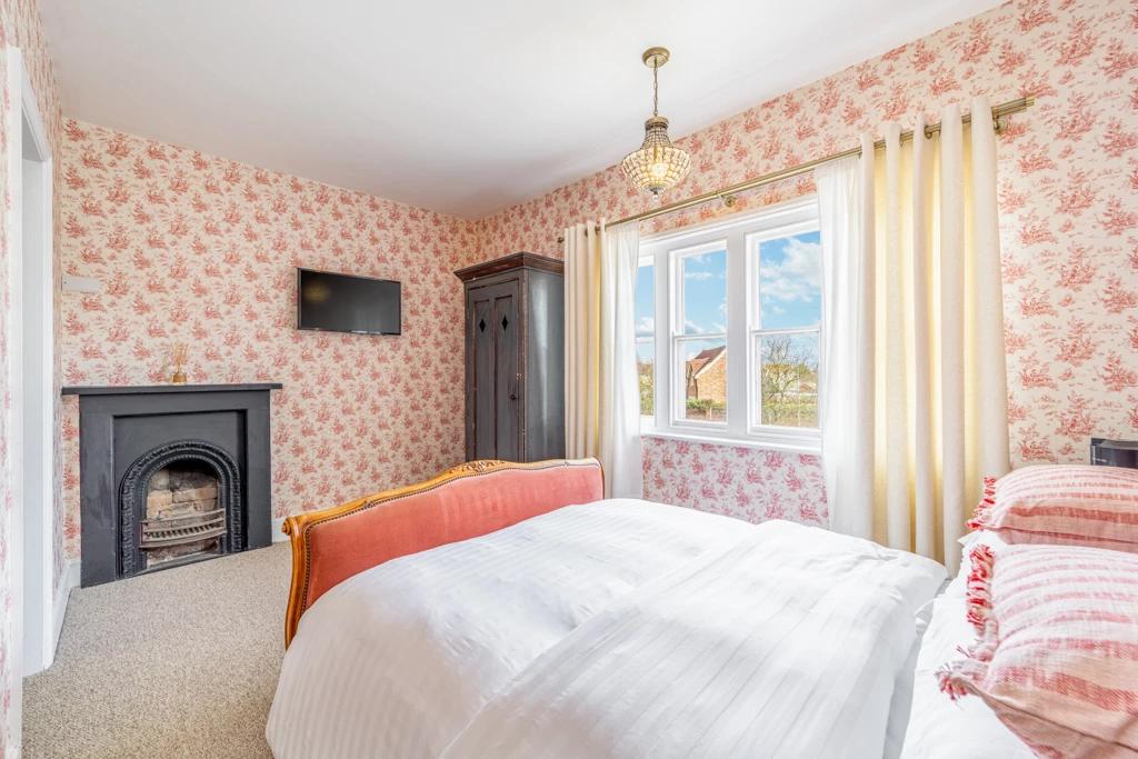 The Whichcote Arms Hotel Слийфорд Екстериор снимка