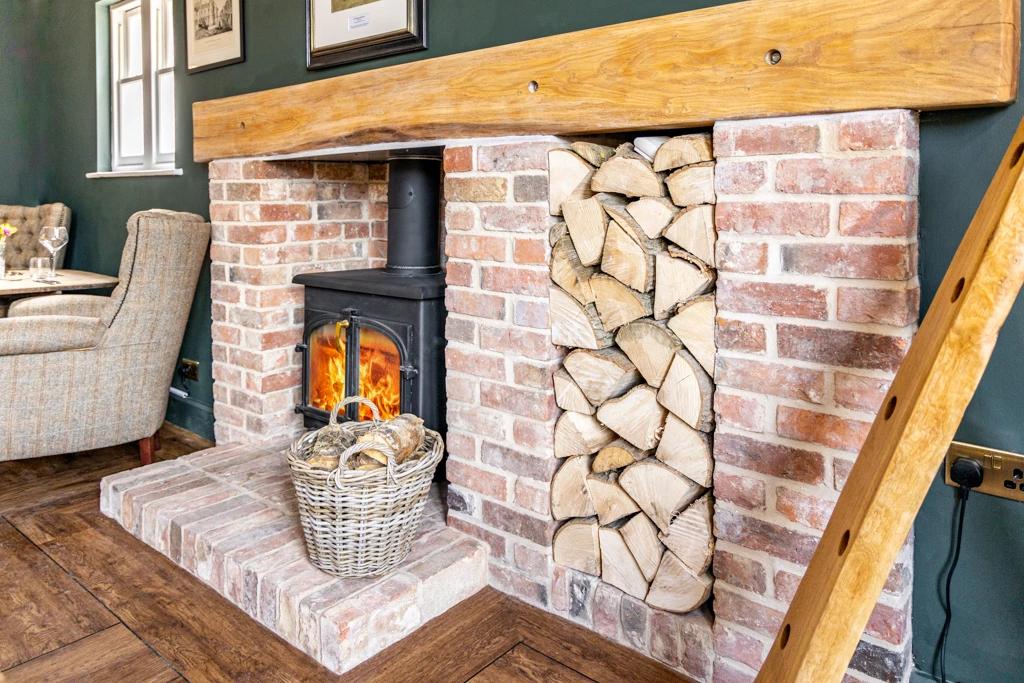 The Whichcote Arms Hotel Слийфорд Екстериор снимка