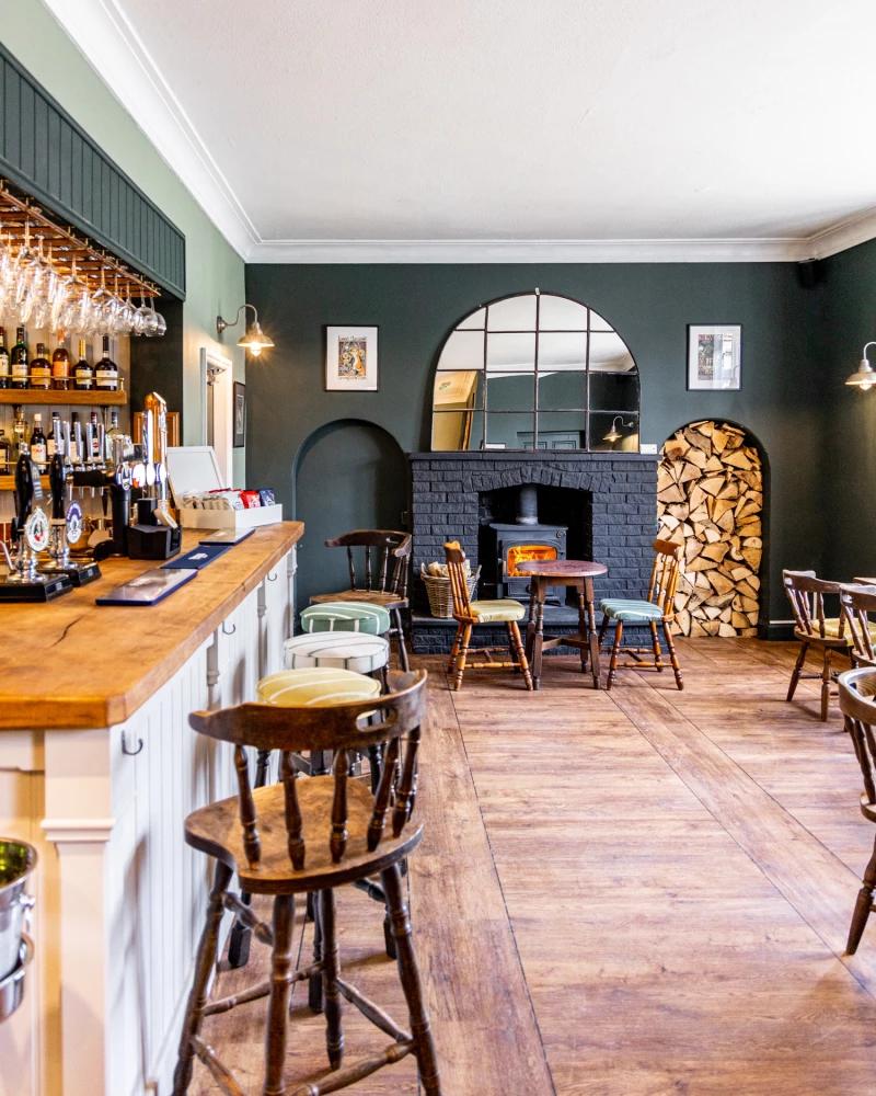 The Whichcote Arms Hotel Слийфорд Екстериор снимка