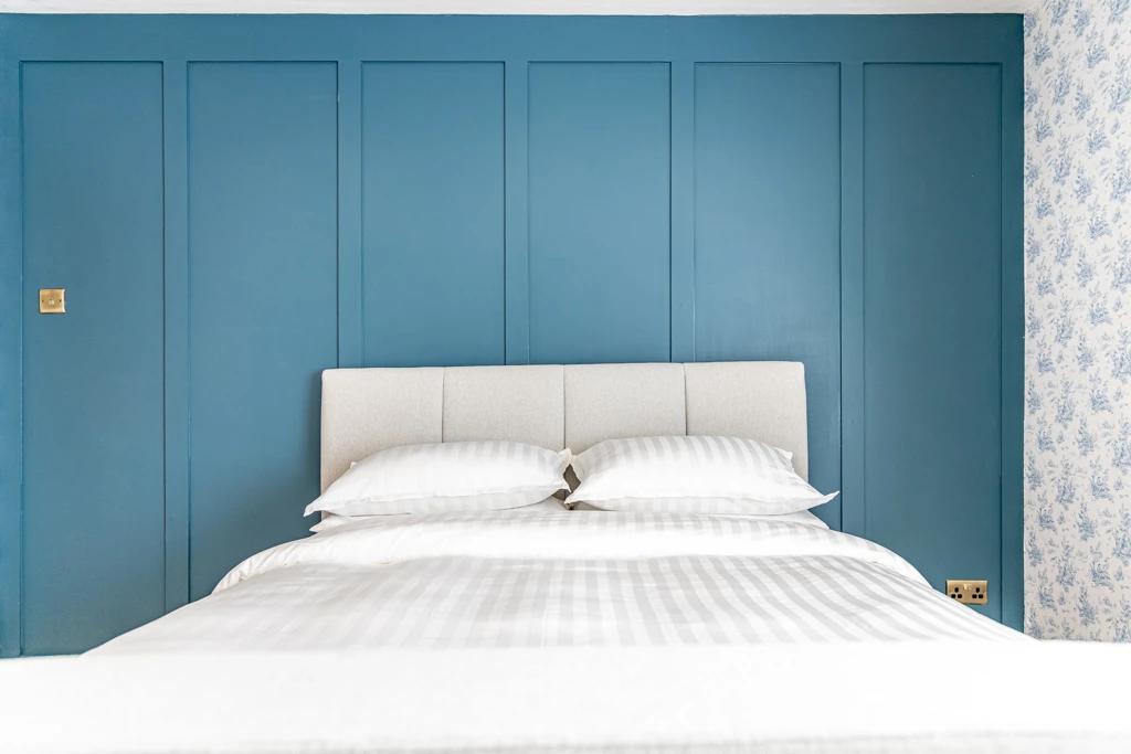 The Whichcote Arms Hotel Слийфорд Екстериор снимка