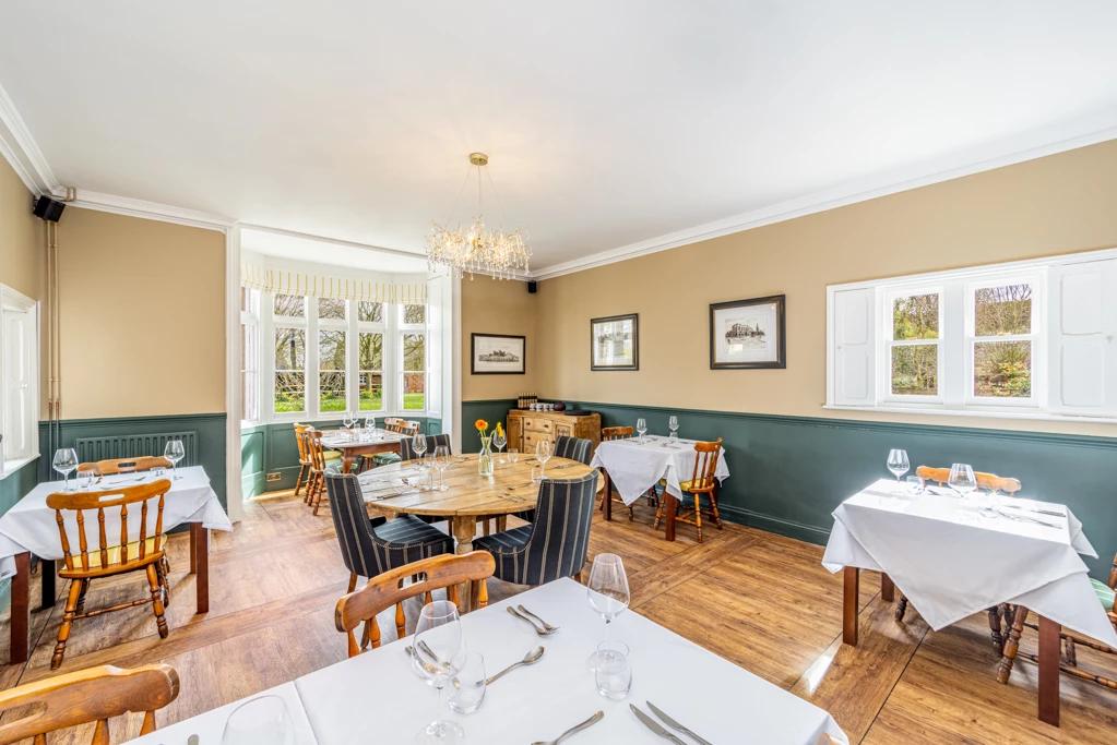 The Whichcote Arms Hotel Слийфорд Екстериор снимка